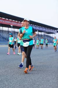 BIB: 258
                            <button type="button" onclick="openModal(10485872)" class="btn btn-primary btn-sm float-right btn-popup" data-toggle="modal" data-target=".modal-high-quality">
                        <i class="fas fa-shopping-cart"></i> Add to Cart
                    </button>
                                            <button type="button" onclick="isThisMe(10485872, true)" class="btn btn-success btn-sm float-right btn-popup btn-isme hidden" data-toggle="tooltip" data-placement="bottom" title="นี่คือรูปของคุณใช่ไหม คลิกที่นี่เพื่อเอาเข้าอัลบั้ม">
                        <i class="fas fa-plus"></i> Add to album
                    </button>
                    <button type="button" onclick="isThisMe(10485872, false)" class="btn btn-warning btn-sm float-right btn-popup btn-isnotme hidden">
                        <i class="fas fa-ban"></i> Remove from album
                    </button>