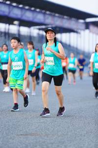 BIB: 52498, 50955
                            <button type="button" onclick="openModal(10490065)" class="btn btn-primary btn-sm float-right btn-popup" data-toggle="modal" data-target=".modal-high-quality">
                        <i class="fas fa-shopping-cart"></i> Add to Cart
                    </button>
                                            <button type="button" onclick="isThisMe(10490065, true)" class="btn btn-success btn-sm float-right btn-popup btn-isme hidden" data-toggle="tooltip" data-placement="bottom" title="นี่คือรูปของคุณใช่ไหม คลิกที่นี่เพื่อเอาเข้าอัลบั้ม">
                        <i class="fas fa-plus"></i> Add to album
                    </button>
                    <button type="button" onclick="isThisMe(10490065, false)" class="btn btn-warning btn-sm float-right btn-popup btn-isnotme hidden">
                        <i class="fas fa-ban"></i> Remove from album
                    </button>