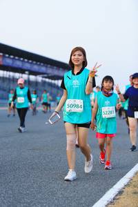 BIB: 50984, 52281
                            <button type="button" onclick="openModal(10491258)" class="btn btn-primary btn-sm float-right btn-popup" data-toggle="modal" data-target=".modal-high-quality">
                        <i class="fas fa-shopping-cart"></i> Add to Cart
                    </button>
                                            <button type="button" onclick="isThisMe(10491258, true)" class="btn btn-success btn-sm float-right btn-popup btn-isme hidden" data-toggle="tooltip" data-placement="bottom" title="นี่คือรูปของคุณใช่ไหม คลิกที่นี่เพื่อเอาเข้าอัลบั้ม">
                        <i class="fas fa-plus"></i> Add to album
                    </button>
                    <button type="button" onclick="isThisMe(10491258, false)" class="btn btn-warning btn-sm float-right btn-popup btn-isnotme hidden">
                        <i class="fas fa-ban"></i> Remove from album
                    </button>