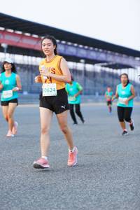 BIB: 50624
                            <button type="button" onclick="openModal(10473666)" class="btn btn-primary btn-sm float-right btn-popup" data-toggle="modal" data-target=".modal-high-quality">
                        <i class="fas fa-shopping-cart"></i> Add to Cart
                    </button>
                                            <button type="button" onclick="isThisMe(10473666, true)" class="btn btn-success btn-sm float-right btn-popup btn-isme hidden" data-toggle="tooltip" data-placement="bottom" title="นี่คือรูปของคุณใช่ไหม คลิกที่นี่เพื่อเอาเข้าอัลบั้ม">
                        <i class="fas fa-plus"></i> Add to album
                    </button>
                    <button type="button" onclick="isThisMe(10473666, false)" class="btn btn-warning btn-sm float-right btn-popup btn-isnotme hidden">
                        <i class="fas fa-ban"></i> Remove from album
                    </button>