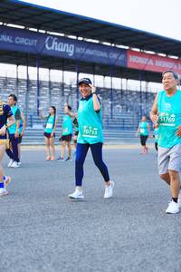 BIB: 51769, 70733
                            <button type="button" onclick="openModal(10492911)" class="btn btn-primary btn-sm float-right btn-popup" data-toggle="modal" data-target=".modal-high-quality">
                        <i class="fas fa-shopping-cart"></i> Add to Cart
                    </button>
                                            <button type="button" onclick="isThisMe(10492911, true)" class="btn btn-success btn-sm float-right btn-popup btn-isme hidden" data-toggle="tooltip" data-placement="bottom" title="นี่คือรูปของคุณใช่ไหม คลิกที่นี่เพื่อเอาเข้าอัลบั้ม">
                        <i class="fas fa-plus"></i> Add to album
                    </button>
                    <button type="button" onclick="isThisMe(10492911, false)" class="btn btn-warning btn-sm float-right btn-popup btn-isnotme hidden">
                        <i class="fas fa-ban"></i> Remove from album
                    </button>