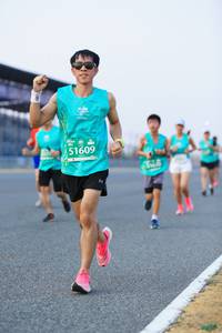 BIB: 51609, 
                            <button type="button" onclick="openModal(10452231)" class="btn btn-primary btn-sm float-right btn-popup" data-toggle="modal" data-target=".modal-high-quality">
                        <i class="fas fa-shopping-cart"></i> Add to Cart
                    </button>
                                            <button type="button" onclick="isThisMe(10452231, true)" class="btn btn-success btn-sm float-right btn-popup btn-isme hidden" data-toggle="tooltip" data-placement="bottom" title="นี่คือรูปของคุณใช่ไหม คลิกที่นี่เพื่อเอาเข้าอัลบั้ม">
                        <i class="fas fa-plus"></i> Add to album
                    </button>
                    <button type="button" onclick="isThisMe(10452231, false)" class="btn btn-warning btn-sm float-right btn-popup btn-isnotme hidden">
                        <i class="fas fa-ban"></i> Remove from album
                    </button>