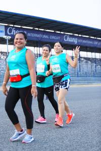 BIB: 3028, 2838
                            <button type="button" onclick="openModal(10491813)" class="btn btn-primary btn-sm float-right btn-popup" data-toggle="modal" data-target=".modal-high-quality">
                        <i class="fas fa-shopping-cart"></i> Add to Cart
                    </button>
                                            <button type="button" onclick="isThisMe(10491813, true)" class="btn btn-success btn-sm float-right btn-popup btn-isme hidden" data-toggle="tooltip" data-placement="bottom" title="นี่คือรูปของคุณใช่ไหม คลิกที่นี่เพื่อเอาเข้าอัลบั้ม">
                        <i class="fas fa-plus"></i> Add to album
                    </button>
                    <button type="button" onclick="isThisMe(10491813, false)" class="btn btn-warning btn-sm float-right btn-popup btn-isnotme hidden">
                        <i class="fas fa-ban"></i> Remove from album
                    </button>