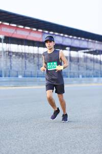 BIB: 83359
                            <button type="button" onclick="openModal(10450400)" class="btn btn-primary btn-sm float-right btn-popup" data-toggle="modal" data-target=".modal-high-quality">
                        <i class="fas fa-shopping-cart"></i> Add to Cart
                    </button>
                                            <button type="button" onclick="isThisMe(10450400, true)" class="btn btn-success btn-sm float-right btn-popup btn-isme hidden" data-toggle="tooltip" data-placement="bottom" title="นี่คือรูปของคุณใช่ไหม คลิกที่นี่เพื่อเอาเข้าอัลบั้ม">
                        <i class="fas fa-plus"></i> Add to album
                    </button>
                    <button type="button" onclick="isThisMe(10450400, false)" class="btn btn-warning btn-sm float-right btn-popup btn-isnotme hidden">
                        <i class="fas fa-ban"></i> Remove from album
                    </button>