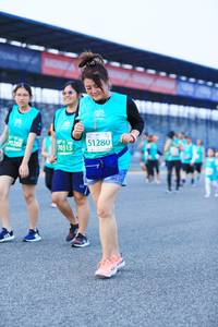 BIB: 51280, 70288, 70315
                            <button type="button" onclick="openModal(10510381)" class="btn btn-primary btn-sm float-right btn-popup" data-toggle="modal" data-target=".modal-high-quality">
                        <i class="fas fa-shopping-cart"></i> Add to Cart
                    </button>
                                            <button type="button" onclick="isThisMe(10510381, true)" class="btn btn-success btn-sm float-right btn-popup btn-isme hidden" data-toggle="tooltip" data-placement="bottom" title="นี่คือรูปของคุณใช่ไหม คลิกที่นี่เพื่อเอาเข้าอัลบั้ม">
                        <i class="fas fa-plus"></i> Add to album
                    </button>
                    <button type="button" onclick="isThisMe(10510381, false)" class="btn btn-warning btn-sm float-right btn-popup btn-isnotme hidden">
                        <i class="fas fa-ban"></i> Remove from album
                    </button>