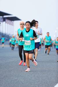 BIB: 52932
                            <button type="button" onclick="openModal(10484891)" class="btn btn-primary btn-sm float-right btn-popup" data-toggle="modal" data-target=".modal-high-quality">
                        <i class="fas fa-shopping-cart"></i> Add to Cart
                    </button>
                                            <button type="button" onclick="isThisMe(10484891, true)" class="btn btn-success btn-sm float-right btn-popup btn-isme hidden" data-toggle="tooltip" data-placement="bottom" title="นี่คือรูปของคุณใช่ไหม คลิกที่นี่เพื่อเอาเข้าอัลบั้ม">
                        <i class="fas fa-plus"></i> Add to album
                    </button>
                    <button type="button" onclick="isThisMe(10484891, false)" class="btn btn-warning btn-sm float-right btn-popup btn-isnotme hidden">
                        <i class="fas fa-ban"></i> Remove from album
                    </button>