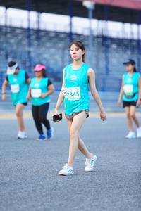 BIB: 2345
                            <button type="button" onclick="openModal(10496800)" class="btn btn-primary btn-sm float-right btn-popup" data-toggle="modal" data-target=".modal-high-quality">
                        <i class="fas fa-shopping-cart"></i> Add to Cart
                    </button>
                                            <button type="button" onclick="isThisMe(10496800, true)" class="btn btn-success btn-sm float-right btn-popup btn-isme hidden" data-toggle="tooltip" data-placement="bottom" title="นี่คือรูปของคุณใช่ไหม คลิกที่นี่เพื่อเอาเข้าอัลบั้ม">
                        <i class="fas fa-plus"></i> Add to album
                    </button>
                    <button type="button" onclick="isThisMe(10496800, false)" class="btn btn-warning btn-sm float-right btn-popup btn-isnotme hidden">
                        <i class="fas fa-ban"></i> Remove from album
                    </button>