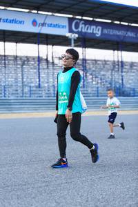 BIB: 1664
                            <button type="button" onclick="openModal(10495146)" class="btn btn-primary btn-sm float-right btn-popup" data-toggle="modal" data-target=".modal-high-quality">
                        <i class="fas fa-shopping-cart"></i> Add to Cart
                    </button>
                                            <button type="button" onclick="isThisMe(10495146, true)" class="btn btn-success btn-sm float-right btn-popup btn-isme hidden" data-toggle="tooltip" data-placement="bottom" title="นี่คือรูปของคุณใช่ไหม คลิกที่นี่เพื่อเอาเข้าอัลบั้ม">
                        <i class="fas fa-plus"></i> Add to album
                    </button>
                    <button type="button" onclick="isThisMe(10495146, false)" class="btn btn-warning btn-sm float-right btn-popup btn-isnotme hidden">
                        <i class="fas fa-ban"></i> Remove from album
                    </button>