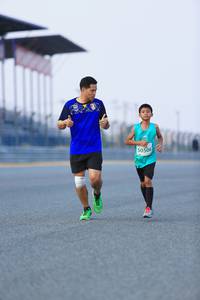 BIB: 0506
                            <button type="button" onclick="openModal(10449053)" class="btn btn-primary btn-sm float-right btn-popup" data-toggle="modal" data-target=".modal-high-quality">
                        <i class="fas fa-shopping-cart"></i> Add to Cart
                    </button>
                                            <button type="button" onclick="isThisMe(10449053, true)" class="btn btn-success btn-sm float-right btn-popup btn-isme hidden" data-toggle="tooltip" data-placement="bottom" title="นี่คือรูปของคุณใช่ไหม คลิกที่นี่เพื่อเอาเข้าอัลบั้ม">
                        <i class="fas fa-plus"></i> Add to album
                    </button>
                    <button type="button" onclick="isThisMe(10449053, false)" class="btn btn-warning btn-sm float-right btn-popup btn-isnotme hidden">
                        <i class="fas fa-ban"></i> Remove from album
                    </button>