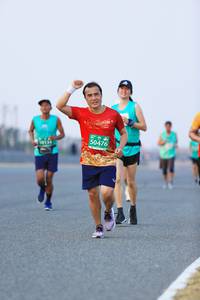 BIB: 50476
                            <button type="button" onclick="openModal(10449731)" class="btn btn-primary btn-sm float-right btn-popup" data-toggle="modal" data-target=".modal-high-quality">
                        <i class="fas fa-shopping-cart"></i> Add to Cart
                    </button>
                                            <button type="button" onclick="isThisMe(10449731, true)" class="btn btn-success btn-sm float-right btn-popup btn-isme hidden" data-toggle="tooltip" data-placement="bottom" title="นี่คือรูปของคุณใช่ไหม คลิกที่นี่เพื่อเอาเข้าอัลบั้ม">
                        <i class="fas fa-plus"></i> Add to album
                    </button>
                    <button type="button" onclick="isThisMe(10449731, false)" class="btn btn-warning btn-sm float-right btn-popup btn-isnotme hidden">
                        <i class="fas fa-ban"></i> Remove from album
                    </button>