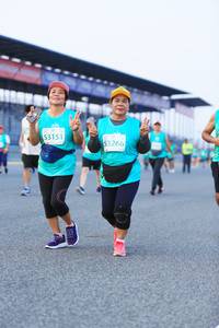 BIB: 53151, 53266
                            <button type="button" onclick="openModal(10491897)" class="btn btn-primary btn-sm float-right btn-popup" data-toggle="modal" data-target=".modal-high-quality">
                        <i class="fas fa-shopping-cart"></i> Add to Cart
                    </button>
                                            <button type="button" onclick="isThisMe(10491897, true)" class="btn btn-success btn-sm float-right btn-popup btn-isme hidden" data-toggle="tooltip" data-placement="bottom" title="นี่คือรูปของคุณใช่ไหม คลิกที่นี่เพื่อเอาเข้าอัลบั้ม">
                        <i class="fas fa-plus"></i> Add to album
                    </button>
                    <button type="button" onclick="isThisMe(10491897, false)" class="btn btn-warning btn-sm float-right btn-popup btn-isnotme hidden">
                        <i class="fas fa-ban"></i> Remove from album
                    </button>