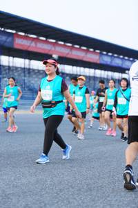 BIB: 50870
                            <button type="button" onclick="openModal(10495513)" class="btn btn-primary btn-sm float-right btn-popup" data-toggle="modal" data-target=".modal-high-quality">
                        <i class="fas fa-shopping-cart"></i> Add to Cart
                    </button>
                                            <button type="button" onclick="isThisMe(10495513, true)" class="btn btn-success btn-sm float-right btn-popup btn-isme hidden" data-toggle="tooltip" data-placement="bottom" title="นี่คือรูปของคุณใช่ไหม คลิกที่นี่เพื่อเอาเข้าอัลบั้ม">
                        <i class="fas fa-plus"></i> Add to album
                    </button>
                    <button type="button" onclick="isThisMe(10495513, false)" class="btn btn-warning btn-sm float-right btn-popup btn-isnotme hidden">
                        <i class="fas fa-ban"></i> Remove from album
                    </button>