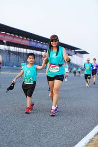 BIB: 52746, 51512
                            <button type="button" onclick="openModal(10489514)" class="btn btn-primary btn-sm float-right btn-popup" data-toggle="modal" data-target=".modal-high-quality">
                        <i class="fas fa-shopping-cart"></i> Add to Cart
                    </button>
                                            <button type="button" onclick="isThisMe(10489514, true)" class="btn btn-success btn-sm float-right btn-popup btn-isme hidden" data-toggle="tooltip" data-placement="bottom" title="นี่คือรูปของคุณใช่ไหม คลิกที่นี่เพื่อเอาเข้าอัลบั้ม">
                        <i class="fas fa-plus"></i> Add to album
                    </button>
                    <button type="button" onclick="isThisMe(10489514, false)" class="btn btn-warning btn-sm float-right btn-popup btn-isnotme hidden">
                        <i class="fas fa-ban"></i> Remove from album
                    </button>