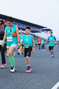 BIB: 1194, 50036
                            <button type="button" onclick="openModal(10491324)" class="btn btn-primary btn-sm float-right btn-popup" data-toggle="modal" data-target=".modal-high-quality">
                        <i class="fas fa-shopping-cart"></i> Add to Cart
                    </button>
                                            <button type="button" onclick="isThisMe(10491324, true)" class="btn btn-success btn-sm float-right btn-popup btn-isme hidden" data-toggle="tooltip" data-placement="bottom" title="นี่คือรูปของคุณใช่ไหม คลิกที่นี่เพื่อเอาเข้าอัลบั้ม">
                        <i class="fas fa-plus"></i> Add to album
                    </button>
                    <button type="button" onclick="isThisMe(10491324, false)" class="btn btn-warning btn-sm float-right btn-popup btn-isnotme hidden">
                        <i class="fas fa-ban"></i> Remove from album
                    </button>