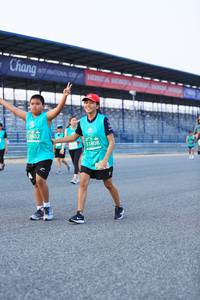 BIB: 51802, 51808
                            <button type="button" onclick="openModal(10490691)" class="btn btn-primary btn-sm float-right btn-popup" data-toggle="modal" data-target=".modal-high-quality">
                        <i class="fas fa-shopping-cart"></i> Add to Cart
                    </button>
                                            <button type="button" onclick="isThisMe(10490691, true)" class="btn btn-success btn-sm float-right btn-popup btn-isme hidden" data-toggle="tooltip" data-placement="bottom" title="นี่คือรูปของคุณใช่ไหม คลิกที่นี่เพื่อเอาเข้าอัลบั้ม">
                        <i class="fas fa-plus"></i> Add to album
                    </button>
                    <button type="button" onclick="isThisMe(10490691, false)" class="btn btn-warning btn-sm float-right btn-popup btn-isnotme hidden">
                        <i class="fas fa-ban"></i> Remove from album
                    </button>