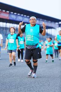 BIB: 52015, 1114
                            <button type="button" onclick="openModal(10496908)" class="btn btn-primary btn-sm float-right btn-popup" data-toggle="modal" data-target=".modal-high-quality">
                        <i class="fas fa-shopping-cart"></i> Add to Cart
                    </button>
                                            <button type="button" onclick="isThisMe(10496908, true)" class="btn btn-success btn-sm float-right btn-popup btn-isme hidden" data-toggle="tooltip" data-placement="bottom" title="นี่คือรูปของคุณใช่ไหม คลิกที่นี่เพื่อเอาเข้าอัลบั้ม">
                        <i class="fas fa-plus"></i> Add to album
                    </button>
                    <button type="button" onclick="isThisMe(10496908, false)" class="btn btn-warning btn-sm float-right btn-popup btn-isnotme hidden">
                        <i class="fas fa-ban"></i> Remove from album
                    </button>