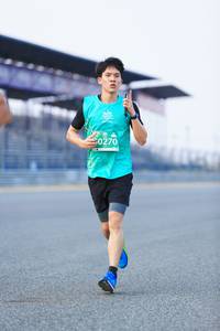 BIB: 0270
                            <button type="button" onclick="openModal(10449646)" class="btn btn-primary btn-sm float-right btn-popup" data-toggle="modal" data-target=".modal-high-quality">
                        <i class="fas fa-shopping-cart"></i> Add to Cart
                    </button>
                                            <button type="button" onclick="isThisMe(10449646, true)" class="btn btn-success btn-sm float-right btn-popup btn-isme hidden" data-toggle="tooltip" data-placement="bottom" title="นี่คือรูปของคุณใช่ไหม คลิกที่นี่เพื่อเอาเข้าอัลบั้ม">
                        <i class="fas fa-plus"></i> Add to album
                    </button>
                    <button type="button" onclick="isThisMe(10449646, false)" class="btn btn-warning btn-sm float-right btn-popup btn-isnotme hidden">
                        <i class="fas fa-ban"></i> Remove from album
                    </button>