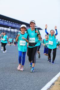 BIB: 50776, 3122, 50539
                            <button type="button" onclick="openModal(10492590)" class="btn btn-primary btn-sm float-right btn-popup" data-toggle="modal" data-target=".modal-high-quality">
                        <i class="fas fa-shopping-cart"></i> Add to Cart
                    </button>
                                            <button type="button" onclick="isThisMe(10492590, true)" class="btn btn-success btn-sm float-right btn-popup btn-isme hidden" data-toggle="tooltip" data-placement="bottom" title="นี่คือรูปของคุณใช่ไหม คลิกที่นี่เพื่อเอาเข้าอัลบั้ม">
                        <i class="fas fa-plus"></i> Add to album
                    </button>
                    <button type="button" onclick="isThisMe(10492590, false)" class="btn btn-warning btn-sm float-right btn-popup btn-isnotme hidden">
                        <i class="fas fa-ban"></i> Remove from album
                    </button>