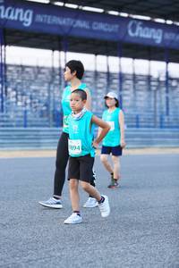 BIB: 894
                            <button type="button" onclick="openModal(10495198)" class="btn btn-primary btn-sm float-right btn-popup" data-toggle="modal" data-target=".modal-high-quality">
                        <i class="fas fa-shopping-cart"></i> Add to Cart
                    </button>
                                            <button type="button" onclick="isThisMe(10495198, true)" class="btn btn-success btn-sm float-right btn-popup btn-isme hidden" data-toggle="tooltip" data-placement="bottom" title="นี่คือรูปของคุณใช่ไหม คลิกที่นี่เพื่อเอาเข้าอัลบั้ม">
                        <i class="fas fa-plus"></i> Add to album
                    </button>
                    <button type="button" onclick="isThisMe(10495198, false)" class="btn btn-warning btn-sm float-right btn-popup btn-isnotme hidden">
                        <i class="fas fa-ban"></i> Remove from album
                    </button>