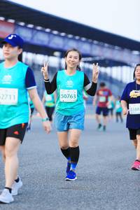 BIB: 50763, 2711, 1188
                            <button type="button" onclick="openModal(10496021)" class="btn btn-primary btn-sm float-right btn-popup" data-toggle="modal" data-target=".modal-high-quality">
                        <i class="fas fa-shopping-cart"></i> Add to Cart
                    </button>
                                            <button type="button" onclick="isThisMe(10496021, true)" class="btn btn-success btn-sm float-right btn-popup btn-isme hidden" data-toggle="tooltip" data-placement="bottom" title="นี่คือรูปของคุณใช่ไหม คลิกที่นี่เพื่อเอาเข้าอัลบั้ม">
                        <i class="fas fa-plus"></i> Add to album
                    </button>
                    <button type="button" onclick="isThisMe(10496021, false)" class="btn btn-warning btn-sm float-right btn-popup btn-isnotme hidden">
                        <i class="fas fa-ban"></i> Remove from album
                    </button>