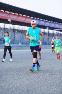 BIB: 007
                            <button type="button" onclick="openModal(10475670)" class="btn btn-primary btn-sm float-right btn-popup" data-toggle="modal" data-target=".modal-high-quality">
                        <i class="fas fa-shopping-cart"></i> Add to Cart
                    </button>
                                            <button type="button" onclick="isThisMe(10475670, true)" class="btn btn-success btn-sm float-right btn-popup btn-isme hidden" data-toggle="tooltip" data-placement="bottom" title="นี่คือรูปของคุณใช่ไหม คลิกที่นี่เพื่อเอาเข้าอัลบั้ม">
                        <i class="fas fa-plus"></i> Add to album
                    </button>
                    <button type="button" onclick="isThisMe(10475670, false)" class="btn btn-warning btn-sm float-right btn-popup btn-isnotme hidden">
                        <i class="fas fa-ban"></i> Remove from album
                    </button>