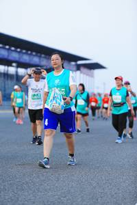 BIB: 52015
                            <button type="button" onclick="openModal(10495416)" class="btn btn-primary btn-sm float-right btn-popup" data-toggle="modal" data-target=".modal-high-quality">
                        <i class="fas fa-shopping-cart"></i> Add to Cart
                    </button>
                                            <button type="button" onclick="isThisMe(10495416, true)" class="btn btn-success btn-sm float-right btn-popup btn-isme hidden" data-toggle="tooltip" data-placement="bottom" title="นี่คือรูปของคุณใช่ไหม คลิกที่นี่เพื่อเอาเข้าอัลบั้ม">
                        <i class="fas fa-plus"></i> Add to album
                    </button>
                    <button type="button" onclick="isThisMe(10495416, false)" class="btn btn-warning btn-sm float-right btn-popup btn-isnotme hidden">
                        <i class="fas fa-ban"></i> Remove from album
                    </button>