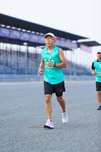 BIB: 
                            <button type="button" onclick="openModal(10451447)" class="btn btn-primary btn-sm float-right btn-popup" data-toggle="modal" data-target=".modal-high-quality">
                        <i class="fas fa-shopping-cart"></i> Add to Cart
                    </button>
                                            <button type="button" onclick="isThisMe(10451447, true)" class="btn btn-success btn-sm float-right btn-popup btn-isme hidden" data-toggle="tooltip" data-placement="bottom" title="นี่คือรูปของคุณใช่ไหม คลิกที่นี่เพื่อเอาเข้าอัลบั้ม">
                        <i class="fas fa-plus"></i> Add to album
                    </button>
                    <button type="button" onclick="isThisMe(10451447, false)" class="btn btn-warning btn-sm float-right btn-popup btn-isnotme hidden">
                        <i class="fas fa-ban"></i> Remove from album
                    </button>