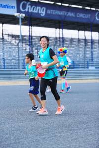 BIB: 1507
                            <button type="button" onclick="openModal(10502017)" class="btn btn-primary btn-sm float-right btn-popup" data-toggle="modal" data-target=".modal-high-quality">
                        <i class="fas fa-shopping-cart"></i> Add to Cart
                    </button>
                                            <button type="button" onclick="isThisMe(10502017, true)" class="btn btn-success btn-sm float-right btn-popup btn-isme hidden" data-toggle="tooltip" data-placement="bottom" title="นี่คือรูปของคุณใช่ไหม คลิกที่นี่เพื่อเอาเข้าอัลบั้ม">
                        <i class="fas fa-plus"></i> Add to album
                    </button>
                    <button type="button" onclick="isThisMe(10502017, false)" class="btn btn-warning btn-sm float-right btn-popup btn-isnotme hidden">
                        <i class="fas fa-ban"></i> Remove from album
                    </button>