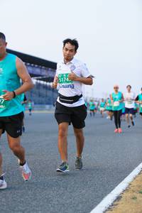 BIB: 5174
                            <button type="button" onclick="openModal(10484851)" class="btn btn-primary btn-sm float-right btn-popup" data-toggle="modal" data-target=".modal-high-quality">
                        <i class="fas fa-shopping-cart"></i> Add to Cart
                    </button>
                                            <button type="button" onclick="isThisMe(10484851, true)" class="btn btn-success btn-sm float-right btn-popup btn-isme hidden" data-toggle="tooltip" data-placement="bottom" title="นี่คือรูปของคุณใช่ไหม คลิกที่นี่เพื่อเอาเข้าอัลบั้ม">
                        <i class="fas fa-plus"></i> Add to album
                    </button>
                    <button type="button" onclick="isThisMe(10484851, false)" class="btn btn-warning btn-sm float-right btn-popup btn-isnotme hidden">
                        <i class="fas fa-ban"></i> Remove from album
                    </button>