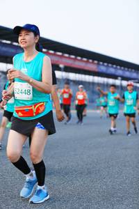 BIB: 2448
                            <button type="button" onclick="openModal(10490647)" class="btn btn-primary btn-sm float-right btn-popup" data-toggle="modal" data-target=".modal-high-quality">
                        <i class="fas fa-shopping-cart"></i> Add to Cart
                    </button>
                                            <button type="button" onclick="isThisMe(10490647, true)" class="btn btn-success btn-sm float-right btn-popup btn-isme hidden" data-toggle="tooltip" data-placement="bottom" title="นี่คือรูปของคุณใช่ไหม คลิกที่นี่เพื่อเอาเข้าอัลบั้ม">
                        <i class="fas fa-plus"></i> Add to album
                    </button>
                    <button type="button" onclick="isThisMe(10490647, false)" class="btn btn-warning btn-sm float-right btn-popup btn-isnotme hidden">
                        <i class="fas fa-ban"></i> Remove from album
                    </button>