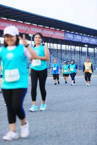 BIB: 
                            <button type="button" onclick="openModal(10495171)" class="btn btn-primary btn-sm float-right btn-popup" data-toggle="modal" data-target=".modal-high-quality">
                        <i class="fas fa-shopping-cart"></i> Add to Cart
                    </button>
                                            <button type="button" onclick="isThisMe(10495171, true)" class="btn btn-success btn-sm float-right btn-popup btn-isme hidden" data-toggle="tooltip" data-placement="bottom" title="นี่คือรูปของคุณใช่ไหม คลิกที่นี่เพื่อเอาเข้าอัลบั้ม">
                        <i class="fas fa-plus"></i> Add to album
                    </button>
                    <button type="button" onclick="isThisMe(10495171, false)" class="btn btn-warning btn-sm float-right btn-popup btn-isnotme hidden">
                        <i class="fas fa-ban"></i> Remove from album
                    </button>