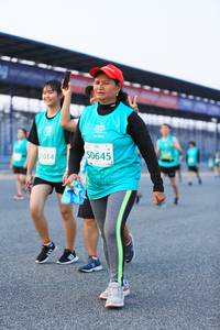 BIB: 50645, 1014
                            <button type="button" onclick="openModal(10490160)" class="btn btn-primary btn-sm float-right btn-popup" data-toggle="modal" data-target=".modal-high-quality">
                        <i class="fas fa-shopping-cart"></i> Add to Cart
                    </button>
                                            <button type="button" onclick="isThisMe(10490160, true)" class="btn btn-success btn-sm float-right btn-popup btn-isme hidden" data-toggle="tooltip" data-placement="bottom" title="นี่คือรูปของคุณใช่ไหม คลิกที่นี่เพื่อเอาเข้าอัลบั้ม">
                        <i class="fas fa-plus"></i> Add to album
                    </button>
                    <button type="button" onclick="isThisMe(10490160, false)" class="btn btn-warning btn-sm float-right btn-popup btn-isnotme hidden">
                        <i class="fas fa-ban"></i> Remove from album
                    </button>