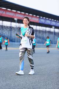 BIB: 60690
                            <button type="button" onclick="openModal(10489622)" class="btn btn-primary btn-sm float-right btn-popup" data-toggle="modal" data-target=".modal-high-quality">
                        <i class="fas fa-shopping-cart"></i> Add to Cart
                    </button>
                                            <button type="button" onclick="isThisMe(10489622, true)" class="btn btn-success btn-sm float-right btn-popup btn-isme hidden" data-toggle="tooltip" data-placement="bottom" title="นี่คือรูปของคุณใช่ไหม คลิกที่นี่เพื่อเอาเข้าอัลบั้ม">
                        <i class="fas fa-plus"></i> Add to album
                    </button>
                    <button type="button" onclick="isThisMe(10489622, false)" class="btn btn-warning btn-sm float-right btn-popup btn-isnotme hidden">
                        <i class="fas fa-ban"></i> Remove from album
                    </button>