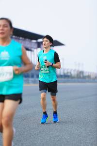 BIB: 0270
                            <button type="button" onclick="openModal(10449644)" class="btn btn-primary btn-sm float-right btn-popup" data-toggle="modal" data-target=".modal-high-quality">
                        <i class="fas fa-shopping-cart"></i> Add to Cart
                    </button>
                                            <button type="button" onclick="isThisMe(10449644, true)" class="btn btn-success btn-sm float-right btn-popup btn-isme hidden" data-toggle="tooltip" data-placement="bottom" title="นี่คือรูปของคุณใช่ไหม คลิกที่นี่เพื่อเอาเข้าอัลบั้ม">
                        <i class="fas fa-plus"></i> Add to album
                    </button>
                    <button type="button" onclick="isThisMe(10449644, false)" class="btn btn-warning btn-sm float-right btn-popup btn-isnotme hidden">
                        <i class="fas fa-ban"></i> Remove from album
                    </button>