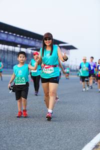 BIB: 52746, 51512
                            <button type="button" onclick="openModal(10489506)" class="btn btn-primary btn-sm float-right btn-popup" data-toggle="modal" data-target=".modal-high-quality">
                        <i class="fas fa-shopping-cart"></i> Add to Cart
                    </button>
                                            <button type="button" onclick="isThisMe(10489506, true)" class="btn btn-success btn-sm float-right btn-popup btn-isme hidden" data-toggle="tooltip" data-placement="bottom" title="นี่คือรูปของคุณใช่ไหม คลิกที่นี่เพื่อเอาเข้าอัลบั้ม">
                        <i class="fas fa-plus"></i> Add to album
                    </button>
                    <button type="button" onclick="isThisMe(10489506, false)" class="btn btn-warning btn-sm float-right btn-popup btn-isnotme hidden">
                        <i class="fas fa-ban"></i> Remove from album
                    </button>