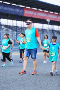 BIB: 70977, 1122, 70965, 
                            <button type="button" onclick="openModal(10492992)" class="btn btn-primary btn-sm float-right btn-popup" data-toggle="modal" data-target=".modal-high-quality">
                        <i class="fas fa-shopping-cart"></i> Add to Cart
                    </button>
                                            <button type="button" onclick="isThisMe(10492992, true)" class="btn btn-success btn-sm float-right btn-popup btn-isme hidden" data-toggle="tooltip" data-placement="bottom" title="นี่คือรูปของคุณใช่ไหม คลิกที่นี่เพื่อเอาเข้าอัลบั้ม">
                        <i class="fas fa-plus"></i> Add to album
                    </button>
                    <button type="button" onclick="isThisMe(10492992, false)" class="btn btn-warning btn-sm float-right btn-popup btn-isnotme hidden">
                        <i class="fas fa-ban"></i> Remove from album
                    </button>