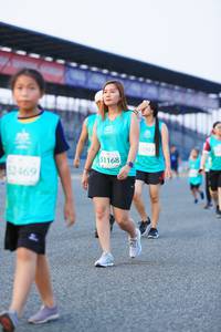 BIB: 52917, 1168, 2469
                            <button type="button" onclick="openModal(10489891)" class="btn btn-primary btn-sm float-right btn-popup" data-toggle="modal" data-target=".modal-high-quality">
                        <i class="fas fa-shopping-cart"></i> Add to Cart
                    </button>
                                            <button type="button" onclick="isThisMe(10489891, true)" class="btn btn-success btn-sm float-right btn-popup btn-isme hidden" data-toggle="tooltip" data-placement="bottom" title="นี่คือรูปของคุณใช่ไหม คลิกที่นี่เพื่อเอาเข้าอัลบั้ม">
                        <i class="fas fa-plus"></i> Add to album
                    </button>
                    <button type="button" onclick="isThisMe(10489891, false)" class="btn btn-warning btn-sm float-right btn-popup btn-isnotme hidden">
                        <i class="fas fa-ban"></i> Remove from album
                    </button>