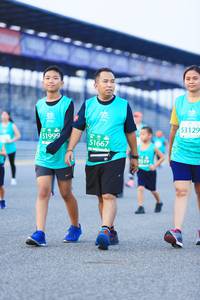 BIB: 53129, 51999, 51667
                            <button type="button" onclick="openModal(10498119)" class="btn btn-primary btn-sm float-right btn-popup" data-toggle="modal" data-target=".modal-high-quality">
                        <i class="fas fa-shopping-cart"></i> Add to Cart
                    </button>
                                            <button type="button" onclick="isThisMe(10498119, true)" class="btn btn-success btn-sm float-right btn-popup btn-isme hidden" data-toggle="tooltip" data-placement="bottom" title="นี่คือรูปของคุณใช่ไหม คลิกที่นี่เพื่อเอาเข้าอัลบั้ม">
                        <i class="fas fa-plus"></i> Add to album
                    </button>
                    <button type="button" onclick="isThisMe(10498119, false)" class="btn btn-warning btn-sm float-right btn-popup btn-isnotme hidden">
                        <i class="fas fa-ban"></i> Remove from album
                    </button>