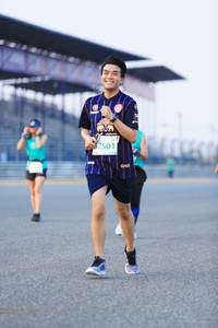 BIB: 32501
                            <button type="button" onclick="openModal(10471930)" class="btn btn-primary btn-sm float-right btn-popup" data-toggle="modal" data-target=".modal-high-quality">
                        <i class="fas fa-shopping-cart"></i> Add to Cart
                    </button>
                                            <button type="button" onclick="isThisMe(10471930, true)" class="btn btn-success btn-sm float-right btn-popup btn-isme hidden" data-toggle="tooltip" data-placement="bottom" title="นี่คือรูปของคุณใช่ไหม คลิกที่นี่เพื่อเอาเข้าอัลบั้ม">
                        <i class="fas fa-plus"></i> Add to album
                    </button>
                    <button type="button" onclick="isThisMe(10471930, false)" class="btn btn-warning btn-sm float-right btn-popup btn-isnotme hidden">
                        <i class="fas fa-ban"></i> Remove from album
                    </button>