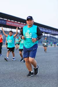 BIB: 50418, 1802
                            <button type="button" onclick="openModal(10490684)" class="btn btn-primary btn-sm float-right btn-popup" data-toggle="modal" data-target=".modal-high-quality">
                        <i class="fas fa-shopping-cart"></i> Add to Cart
                    </button>
                                            <button type="button" onclick="isThisMe(10490684, true)" class="btn btn-success btn-sm float-right btn-popup btn-isme hidden" data-toggle="tooltip" data-placement="bottom" title="นี่คือรูปของคุณใช่ไหม คลิกที่นี่เพื่อเอาเข้าอัลบั้ม">
                        <i class="fas fa-plus"></i> Add to album
                    </button>
                    <button type="button" onclick="isThisMe(10490684, false)" class="btn btn-warning btn-sm float-right btn-popup btn-isnotme hidden">
                        <i class="fas fa-ban"></i> Remove from album
                    </button>