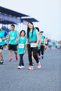 BIB: 5068, 50567
                            <button type="button" onclick="openModal(10495276)" class="btn btn-primary btn-sm float-right btn-popup" data-toggle="modal" data-target=".modal-high-quality">
                        <i class="fas fa-shopping-cart"></i> Add to Cart
                    </button>
                                            <button type="button" onclick="isThisMe(10495276, true)" class="btn btn-success btn-sm float-right btn-popup btn-isme hidden" data-toggle="tooltip" data-placement="bottom" title="นี่คือรูปของคุณใช่ไหม คลิกที่นี่เพื่อเอาเข้าอัลบั้ม">
                        <i class="fas fa-plus"></i> Add to album
                    </button>
                    <button type="button" onclick="isThisMe(10495276, false)" class="btn btn-warning btn-sm float-right btn-popup btn-isnotme hidden">
                        <i class="fas fa-ban"></i> Remove from album
                    </button>