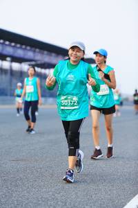 BIB: 054, 50372
                            <button type="button" onclick="openModal(10476191)" class="btn btn-primary btn-sm float-right btn-popup" data-toggle="modal" data-target=".modal-high-quality">
                        <i class="fas fa-shopping-cart"></i> Add to Cart
                    </button>
                                            <button type="button" onclick="isThisMe(10476191, true)" class="btn btn-success btn-sm float-right btn-popup btn-isme hidden" data-toggle="tooltip" data-placement="bottom" title="นี่คือรูปของคุณใช่ไหม คลิกที่นี่เพื่อเอาเข้าอัลบั้ม">
                        <i class="fas fa-plus"></i> Add to album
                    </button>
                    <button type="button" onclick="isThisMe(10476191, false)" class="btn btn-warning btn-sm float-right btn-popup btn-isnotme hidden">
                        <i class="fas fa-ban"></i> Remove from album
                    </button>