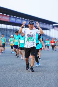 BIB: 52035
                            <button type="button" onclick="openModal(10495474)" class="btn btn-primary btn-sm float-right btn-popup" data-toggle="modal" data-target=".modal-high-quality">
                        <i class="fas fa-shopping-cart"></i> Add to Cart
                    </button>
                                            <button type="button" onclick="isThisMe(10495474, true)" class="btn btn-success btn-sm float-right btn-popup btn-isme hidden" data-toggle="tooltip" data-placement="bottom" title="นี่คือรูปของคุณใช่ไหม คลิกที่นี่เพื่อเอาเข้าอัลบั้ม">
                        <i class="fas fa-plus"></i> Add to album
                    </button>
                    <button type="button" onclick="isThisMe(10495474, false)" class="btn btn-warning btn-sm float-right btn-popup btn-isnotme hidden">
                        <i class="fas fa-ban"></i> Remove from album
                    </button>