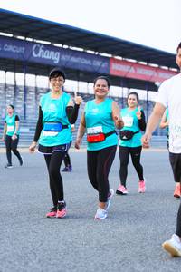 BIB: 028
                            <button type="button" onclick="openModal(10491796)" class="btn btn-primary btn-sm float-right btn-popup" data-toggle="modal" data-target=".modal-high-quality">
                        <i class="fas fa-shopping-cart"></i> Add to Cart
                    </button>
                                            <button type="button" onclick="isThisMe(10491796, true)" class="btn btn-success btn-sm float-right btn-popup btn-isme hidden" data-toggle="tooltip" data-placement="bottom" title="นี่คือรูปของคุณใช่ไหม คลิกที่นี่เพื่อเอาเข้าอัลบั้ม">
                        <i class="fas fa-plus"></i> Add to album
                    </button>
                    <button type="button" onclick="isThisMe(10491796, false)" class="btn btn-warning btn-sm float-right btn-popup btn-isnotme hidden">
                        <i class="fas fa-ban"></i> Remove from album
                    </button>