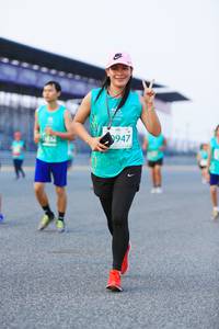 BIB: 0947
                            <button type="button" onclick="openModal(10474334)" class="btn btn-primary btn-sm float-right btn-popup" data-toggle="modal" data-target=".modal-high-quality">
                        <i class="fas fa-shopping-cart"></i> Add to Cart
                    </button>
                                            <button type="button" onclick="isThisMe(10474334, true)" class="btn btn-success btn-sm float-right btn-popup btn-isme hidden" data-toggle="tooltip" data-placement="bottom" title="นี่คือรูปของคุณใช่ไหม คลิกที่นี่เพื่อเอาเข้าอัลบั้ม">
                        <i class="fas fa-plus"></i> Add to album
                    </button>
                    <button type="button" onclick="isThisMe(10474334, false)" class="btn btn-warning btn-sm float-right btn-popup btn-isnotme hidden">
                        <i class="fas fa-ban"></i> Remove from album
                    </button>