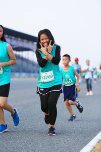 BIB: 52760, 0034
                            <button type="button" onclick="openModal(10463020)" class="btn btn-primary btn-sm float-right btn-popup" data-toggle="modal" data-target=".modal-high-quality">
                        <i class="fas fa-shopping-cart"></i> Add to Cart
                    </button>
                                            <button type="button" onclick="isThisMe(10463020, true)" class="btn btn-success btn-sm float-right btn-popup btn-isme hidden" data-toggle="tooltip" data-placement="bottom" title="นี่คือรูปของคุณใช่ไหม คลิกที่นี่เพื่อเอาเข้าอัลบั้ม">
                        <i class="fas fa-plus"></i> Add to album
                    </button>
                    <button type="button" onclick="isThisMe(10463020, false)" class="btn btn-warning btn-sm float-right btn-popup btn-isnotme hidden">
                        <i class="fas fa-ban"></i> Remove from album
                    </button>