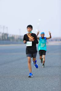 BIB: 52600
                            <button type="button" onclick="openModal(10446710)" class="btn btn-primary btn-sm float-right btn-popup" data-toggle="modal" data-target=".modal-high-quality">
                        <i class="fas fa-shopping-cart"></i> Add to Cart
                    </button>
                                            <button type="button" onclick="isThisMe(10446710, true)" class="btn btn-success btn-sm float-right btn-popup btn-isme hidden" data-toggle="tooltip" data-placement="bottom" title="นี่คือรูปของคุณใช่ไหม คลิกที่นี่เพื่อเอาเข้าอัลบั้ม">
                        <i class="fas fa-plus"></i> Add to album
                    </button>
                    <button type="button" onclick="isThisMe(10446710, false)" class="btn btn-warning btn-sm float-right btn-popup btn-isnotme hidden">
                        <i class="fas fa-ban"></i> Remove from album
                    </button>