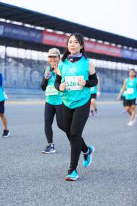 BIB: 5264, 5159
                            <button type="button" onclick="openModal(10490541)" class="btn btn-primary btn-sm float-right btn-popup" data-toggle="modal" data-target=".modal-high-quality">
                        <i class="fas fa-shopping-cart"></i> Add to Cart
                    </button>
                                            <button type="button" onclick="isThisMe(10490541, true)" class="btn btn-success btn-sm float-right btn-popup btn-isme hidden" data-toggle="tooltip" data-placement="bottom" title="นี่คือรูปของคุณใช่ไหม คลิกที่นี่เพื่อเอาเข้าอัลบั้ม">
                        <i class="fas fa-plus"></i> Add to album
                    </button>
                    <button type="button" onclick="isThisMe(10490541, false)" class="btn btn-warning btn-sm float-right btn-popup btn-isnotme hidden">
                        <i class="fas fa-ban"></i> Remove from album
                    </button>