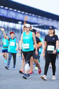 BIB: 52799, 53346
                            <button type="button" onclick="openModal(10502269)" class="btn btn-primary btn-sm float-right btn-popup" data-toggle="modal" data-target=".modal-high-quality">
                        <i class="fas fa-shopping-cart"></i> Add to Cart
                    </button>
                                            <button type="button" onclick="isThisMe(10502269, true)" class="btn btn-success btn-sm float-right btn-popup btn-isme hidden" data-toggle="tooltip" data-placement="bottom" title="นี่คือรูปของคุณใช่ไหม คลิกที่นี่เพื่อเอาเข้าอัลบั้ม">
                        <i class="fas fa-plus"></i> Add to album
                    </button>
                    <button type="button" onclick="isThisMe(10502269, false)" class="btn btn-warning btn-sm float-right btn-popup btn-isnotme hidden">
                        <i class="fas fa-ban"></i> Remove from album
                    </button>