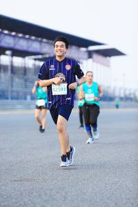 BIB: 2501
                            <button type="button" onclick="openModal(10471936)" class="btn btn-primary btn-sm float-right btn-popup" data-toggle="modal" data-target=".modal-high-quality">
                        <i class="fas fa-shopping-cart"></i> Add to Cart
                    </button>
                                            <button type="button" onclick="isThisMe(10471936, true)" class="btn btn-success btn-sm float-right btn-popup btn-isme hidden" data-toggle="tooltip" data-placement="bottom" title="นี่คือรูปของคุณใช่ไหม คลิกที่นี่เพื่อเอาเข้าอัลบั้ม">
                        <i class="fas fa-plus"></i> Add to album
                    </button>
                    <button type="button" onclick="isThisMe(10471936, false)" class="btn btn-warning btn-sm float-right btn-popup btn-isnotme hidden">
                        <i class="fas fa-ban"></i> Remove from album
                    </button>